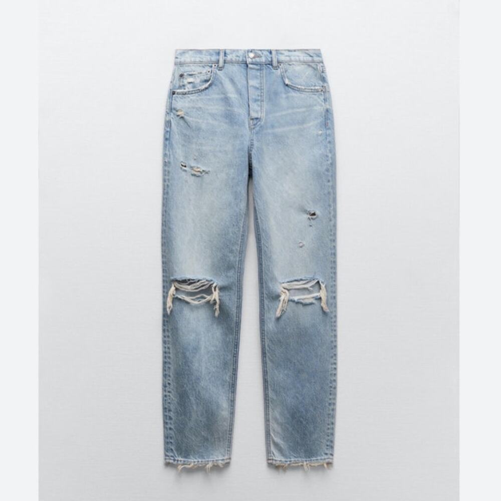 Zara Boyfriend Distressed Jean size 4